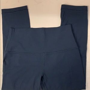 Lululemon Align Crop *21” Leggings.